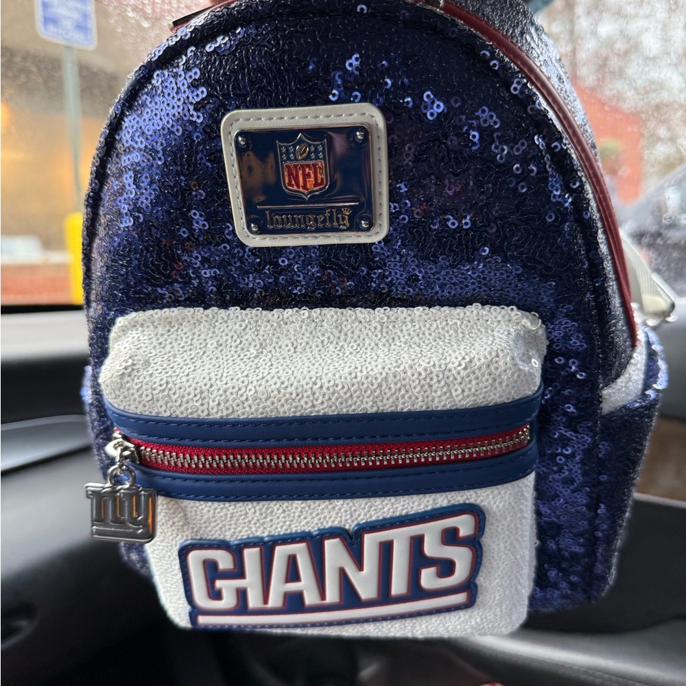 Brand New Sequins NY Giants Loungefly bag